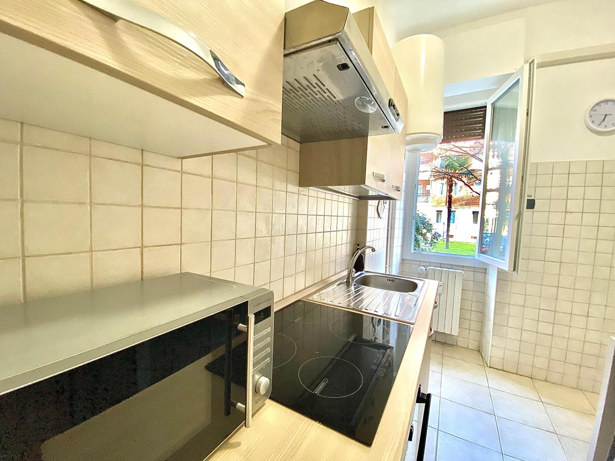 Apartament Navigli Style, Tra Metropolitana Famagosta, Comfort E Modernita Mediolan Zewnętrze zdjęcie