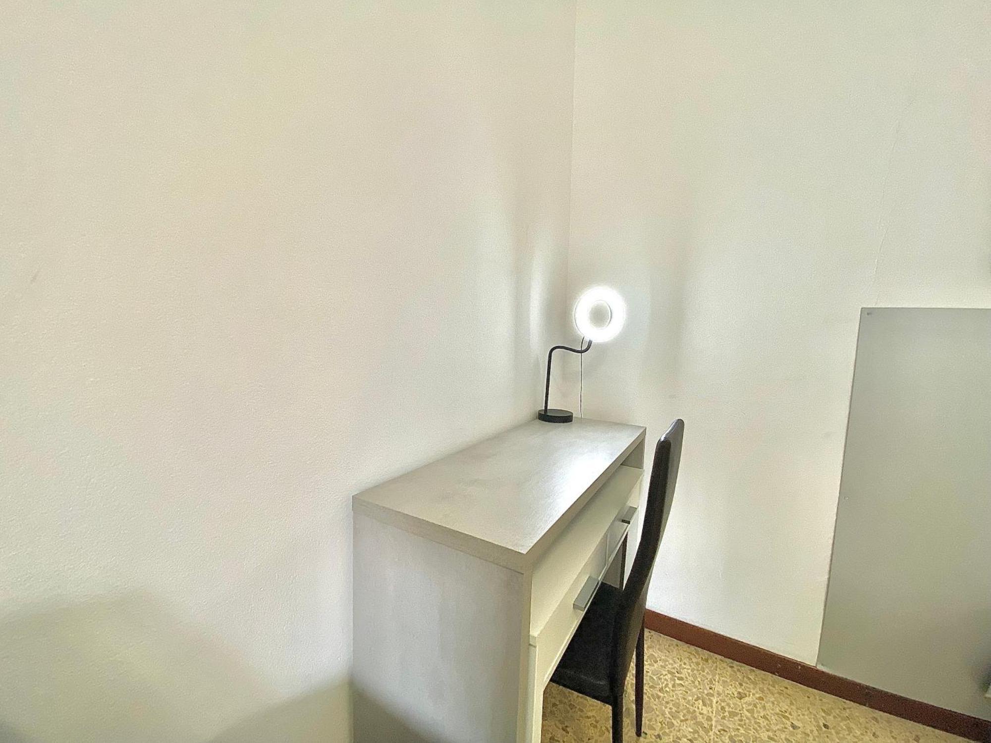 Apartament Navigli Style, Tra Metropolitana Famagosta, Comfort E Modernita Mediolan Zewnętrze zdjęcie