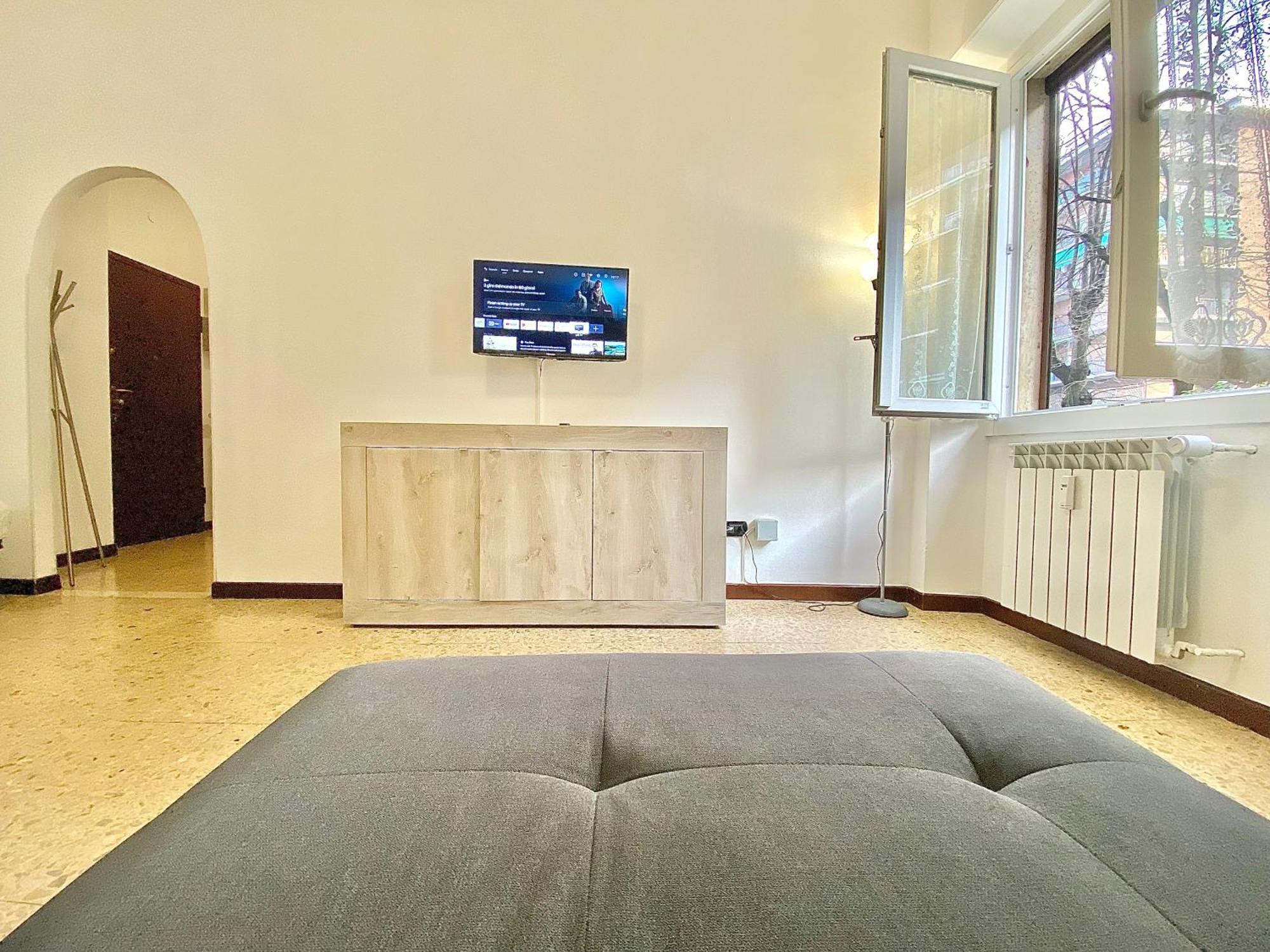 Apartament Navigli Style, Tra Metropolitana Famagosta, Comfort E Modernita Mediolan Zewnętrze zdjęcie